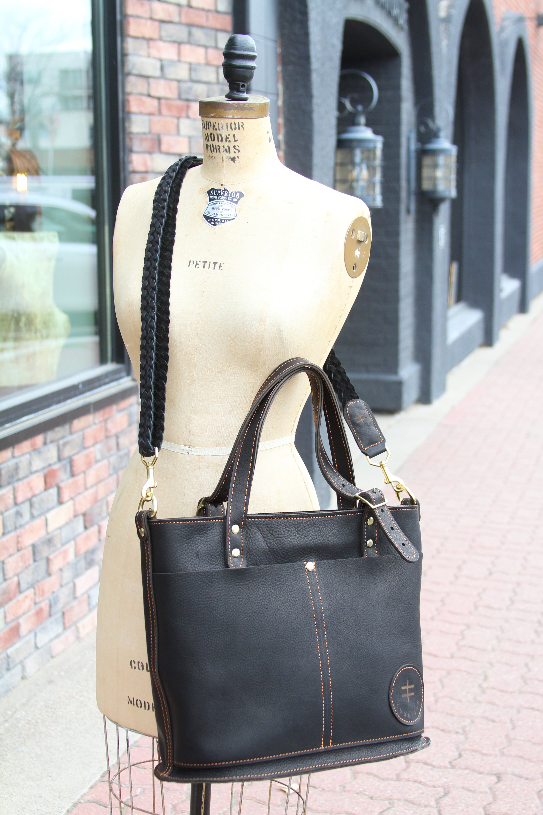 The Classic Tote: Large