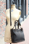 The Classic Tote: Medium