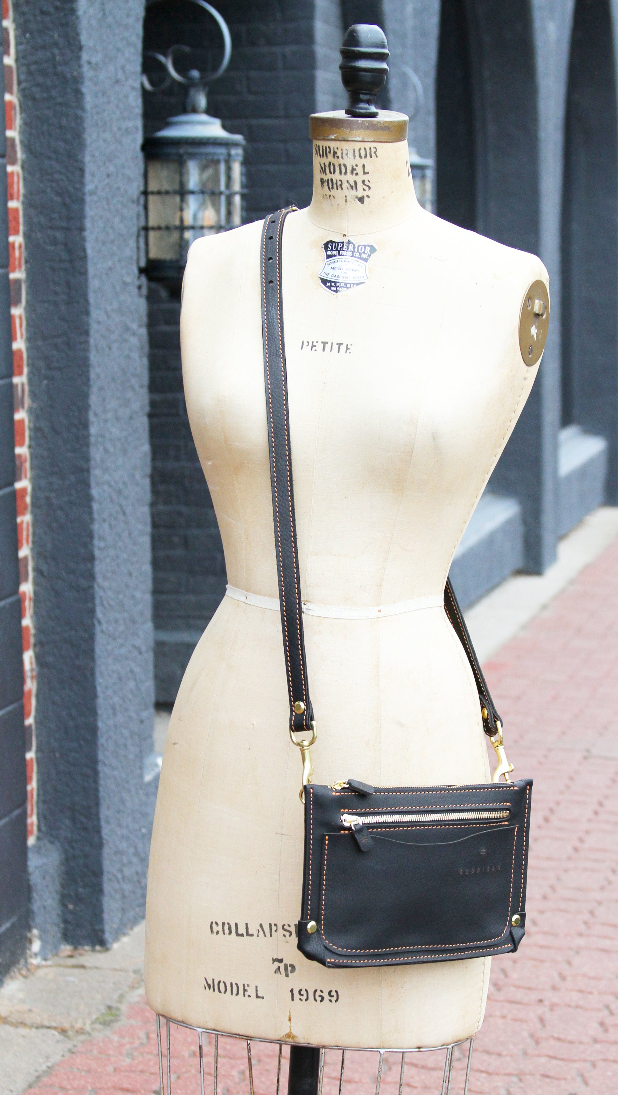 Modern Clutch