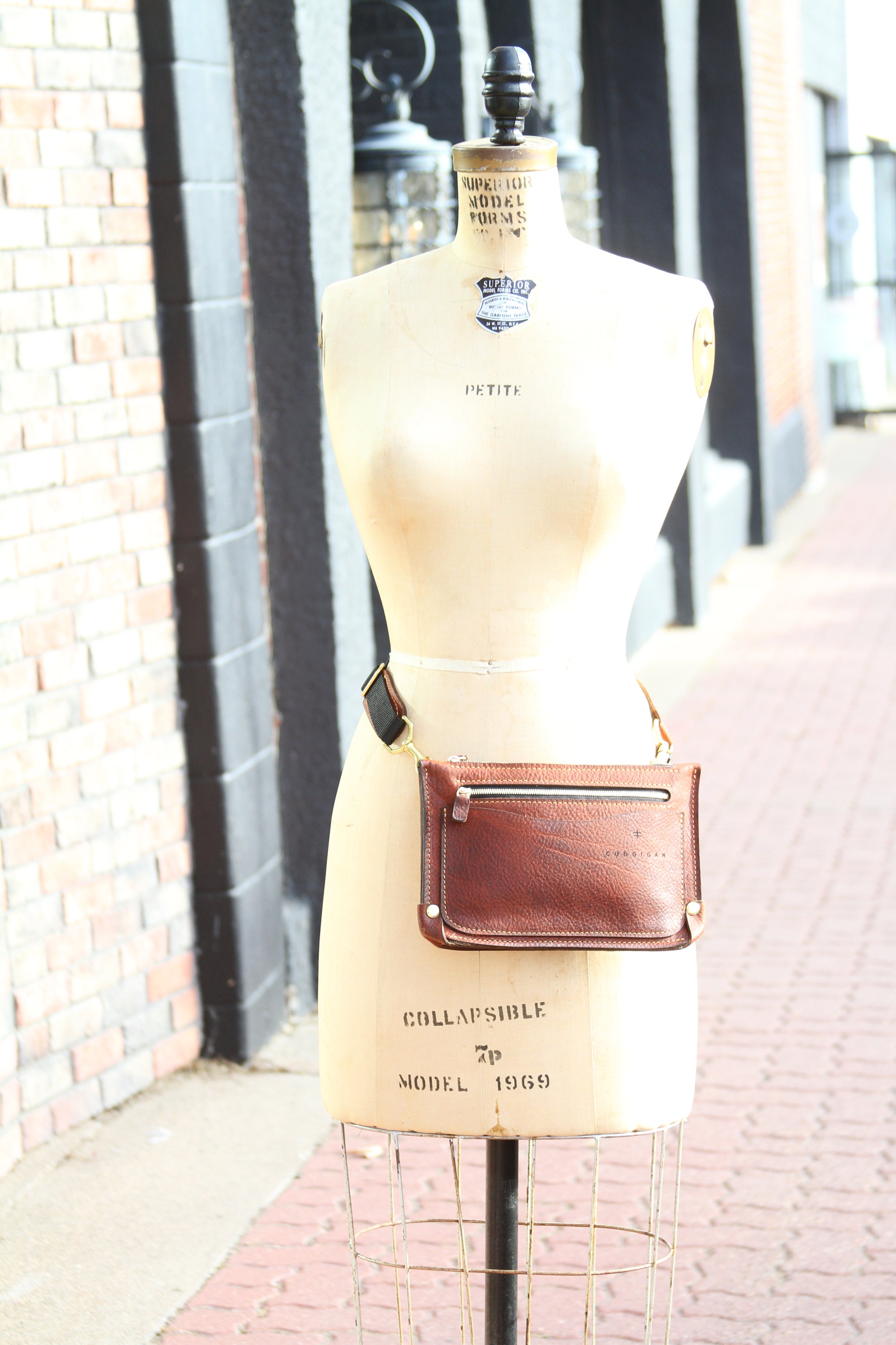 Modern Clutch