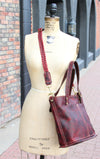 The Classic Tote: Medium